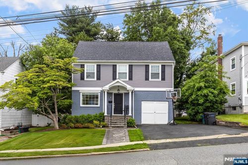128 Edgewood Ave, Clifton, NJ, 07012-1515 | Card Image