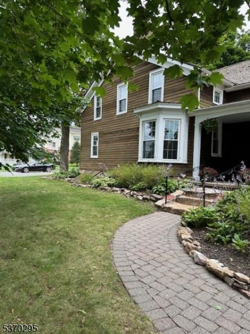 111 Main St, Roxbury Twp, NJ, 07836 | Card Image