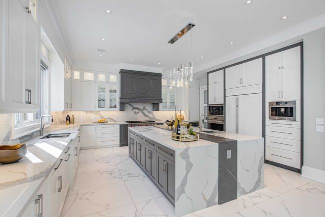 8 Cavalier Cres, House other with 5 bedrooms, 8 bathrooms and 11 parking in Thornhill ON | Image 29