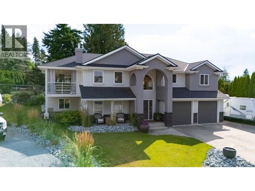 4253 Eso Crt, Kelowna, BC, V1W4A4 | Card Image
