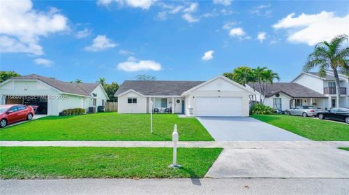 9770 Sw 216th Ter, Cutler Bay, FL, 33190-1144 | Card Image