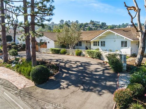 34 Chuckwagon Rd, Rolling Hills, CA, 90274-5276 | Card Image