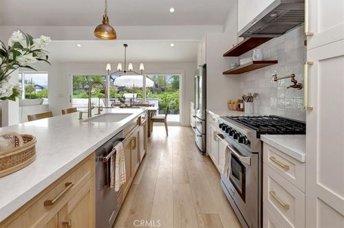 503 Vista Grande, Newport Beach, CA, 92660-4044 | Card Image