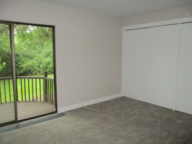 27094 W Lakeview Dr S, House other with 4 bedrooms, 4 bathrooms and 2 parking in Lake Barrington IL | Image 13
