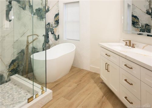 2425 Foxpoint Trl, Palm City, FL, 34990-5708 | Card Image