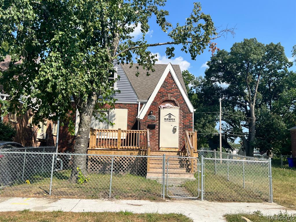 Lilac St, Detroit, MI 48221