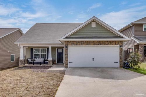 499 Eisenhower Dr, Crestview, FL, 32539-6953 | Card Image