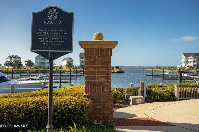 Neighborhood Marina | Image 22