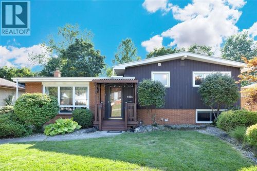 4025 Mount Royal Dr, Windsor, ON, N9G2C1 | Card Image