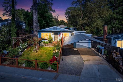 1229 Magnolia Street, Willits, CA, 95490 | Card Image