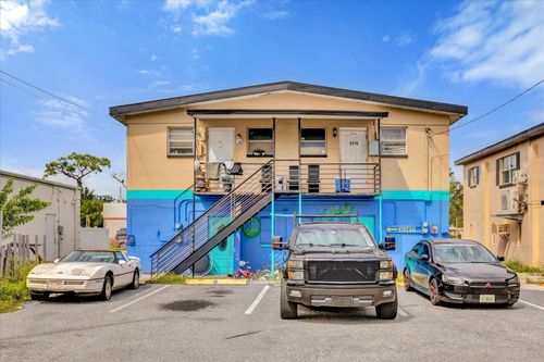 6314 Park Blvd N, PINELLAS PARK, FL, 33781-3146 | Card Image