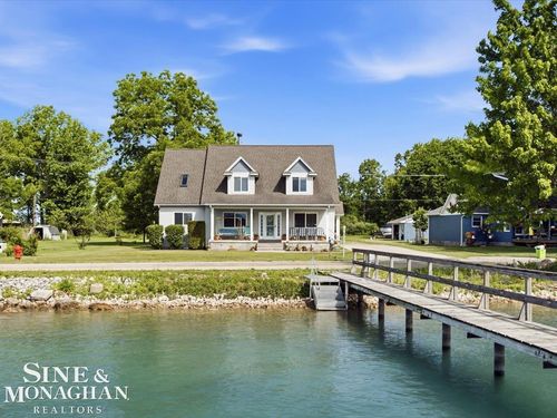 2300 Channel Dr, Harsens Island, MI, 48028-9798 | Card Image