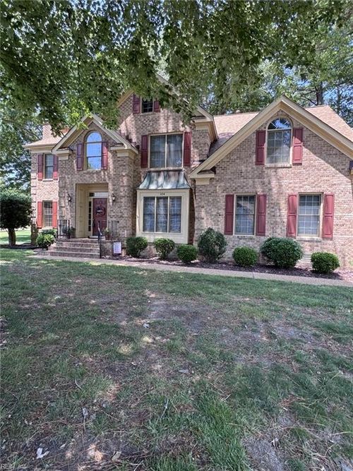 104 Millstone Ct, Yorktown, VA, 23693-5558 | Card Image