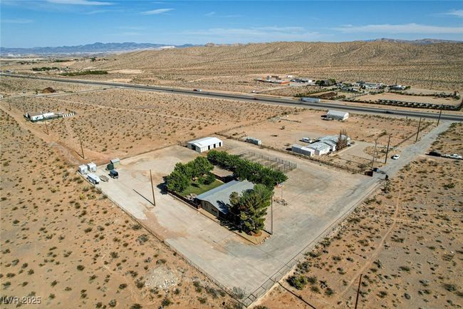 Overview of rural landscape with a mountainous background | Image 62