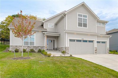 7125 Nw Forest Lakes Drive, House other with 4 bedrooms, 3 bathrooms and null parking in Parkville MO | Image 2