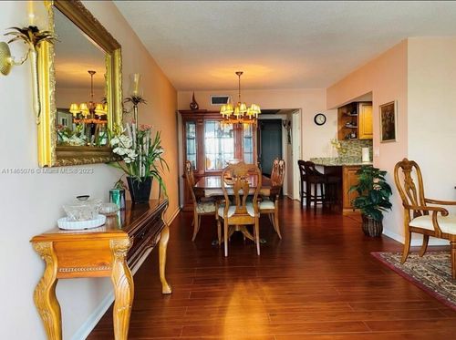 308 Wellington D, West Palm Beach, FL, 33417-2548 | Card Image