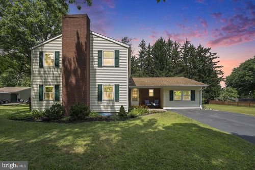 1131 Mckelvey Ln, Blue Bell, PA, 19422-1832 | Card Image