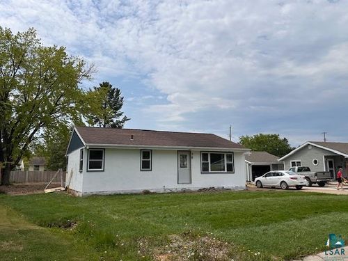 709 Summit St, Aurora, MN, 55705-1227 | Card Image
