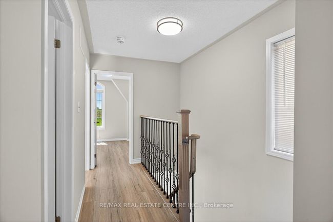 1373 Salem Rd N, House attached with 4 bedrooms, 3 bathrooms and 1 parking in Ajax ON | Image 28