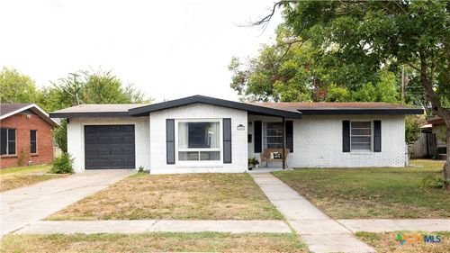 4801 Dahlia Ln, Victoria, TX, 77904-2125 | Card Image