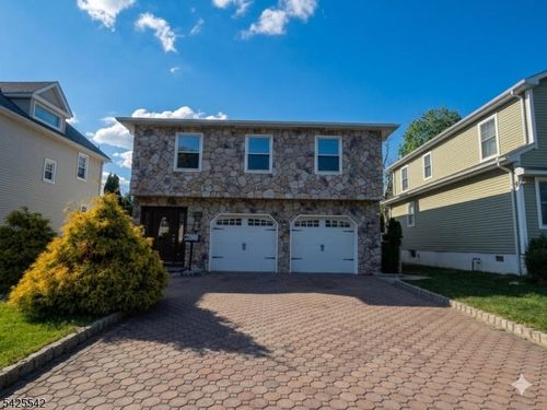 101 Bloomingdale Ave, Cranford, NJ, 07016-2470 | Card Image