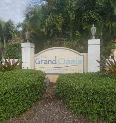 303B4 - 5761 Riverside Dr, Condo with 1 bedrooms, 1 bathrooms and null parking in Coral Springs FL | Image 2