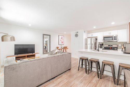 apt-205-606 N Marsalis Ave, Dallas, TX, 75203-1777 | Card Image