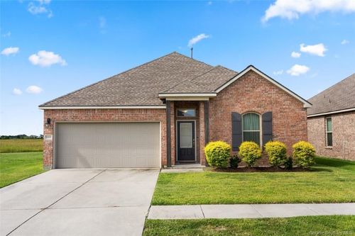 3212 Crest Ln, Lake Charles, LA, 70607-4323 | Card Image
