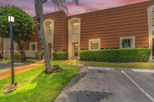 125 Nw 115th Ter, Plantation, FL, 33325-2542 | Card Image
