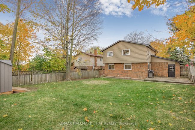 46 Farmingdale Cres, House other with 4 bedrooms, 2 bathrooms and 4 parking in Barrie ON | Image 21