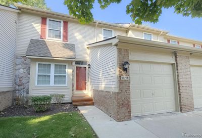 41778 Webster Court, Condo with 3 bedrooms, 2 bathrooms and null parking in Novi MI | Image 1