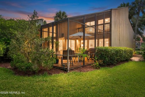10017 Sawgrass Dr E, Ponte Vedra Beach, FL, 32082-3557 | Card Image