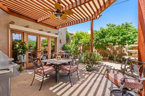 54125 Eisenhower Dr, La Quinta, CA, 92253-3680 | Card Image