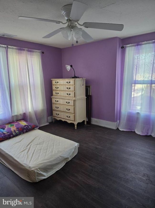 338 East Ave, House other with 4 bedrooms, 2 bathrooms and null parking in MOUNT CARMEL PA | Image 10