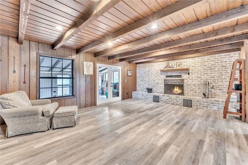 11957 Clyde Carnes Rd, Farmington, AR, 72730-9649 | Card Image