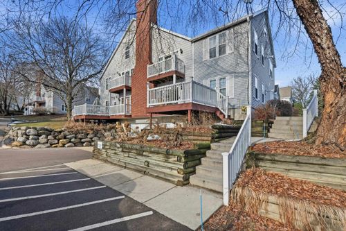 unit-8-802 Kottke Dr, Madison, WI, 53719-2732 | Card Image