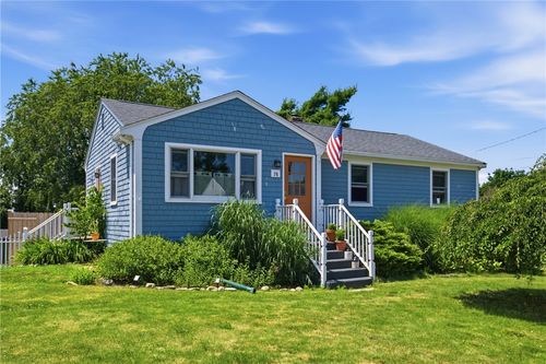 76 Redwood Rd, Portsmouth, RI, 02871-1014 | Card Image