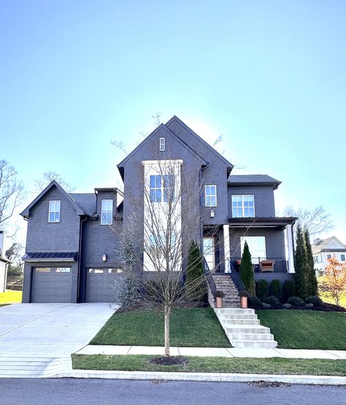 2725 Otterham Dr, Thompsons Station, TN, 37179-4103 | Card Image