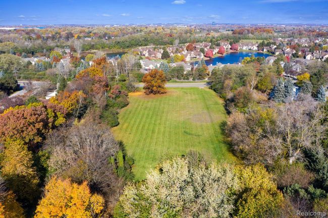 700 E Square Lake Rd, Home with 0 bedrooms, 0 bathrooms and null parking in Bloomfield Hills MI | Image 8