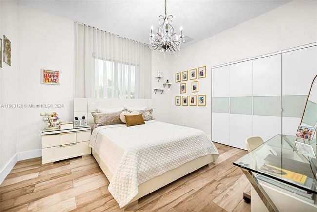 433 Nw 127 Th Ave, House other with 5 bedrooms, 4 bathrooms and null parking in Miami FL | Image 35