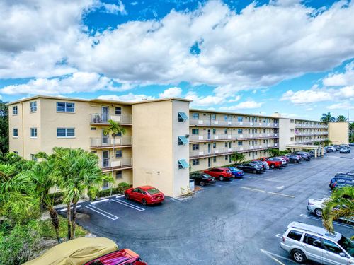 apt-317-2615 Ne 3rd Ct, Boynton Beach, FL, 33435-2192 | Card Image
