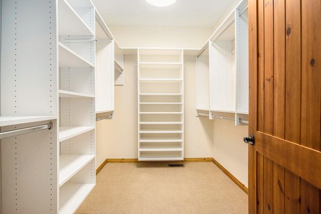 020__90a6499_58 | Image 25