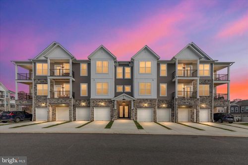 301-19 Artemisia Way, STAFFORD, VA, 22554-6898 | Card Image
