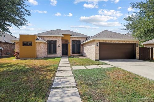 3901 Falcon Dr, Mission, TX, 78572-4974 | Card Image
