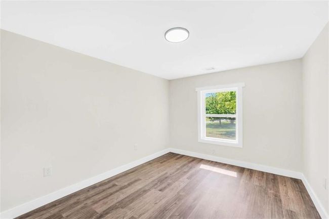 110 Howard Rd, House other with 4 bedrooms, 2 bathrooms and 3 parking in BARNESVILLE GA | Image 26