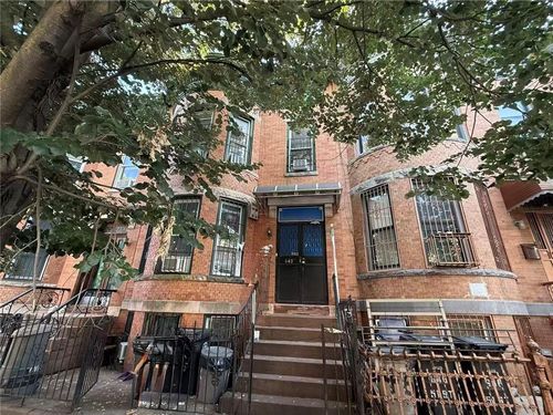 648 51st St, Brooklyn, NY, 11220-2124 | Card Image