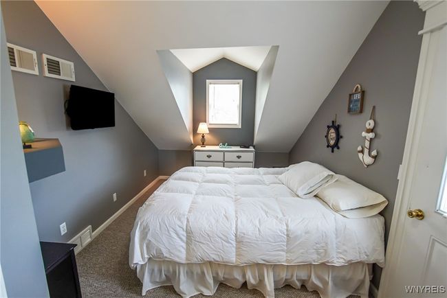 12836 Iola Dr, House other with 3 bedrooms, 2 bathrooms and null parking in Irving NY | Image 34