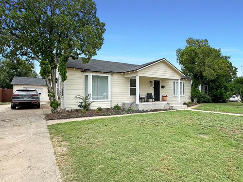 110 N Washington St, San Angelo, TX, 76901-3459 | Card Image