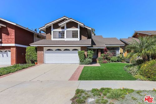 6501 Bradley Pl, Los Angeles, CA, 90056-1538 | Card Image