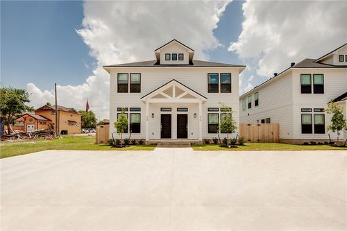 412 Ash St, College Station, TX, 77840-2010 | Card Image